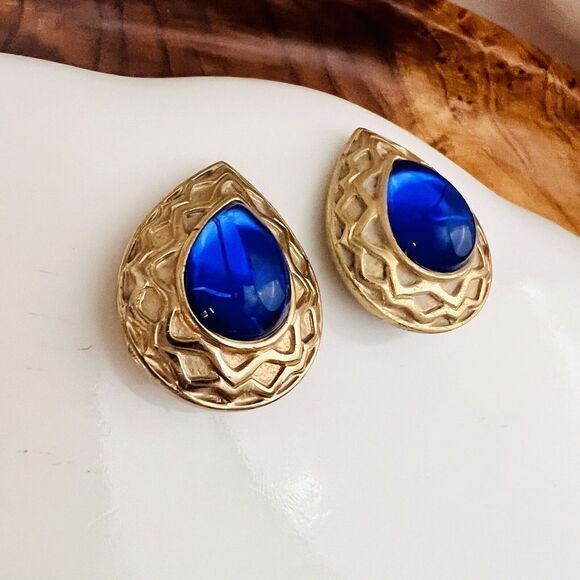 Vintage Galleria Gripoix Glass Earrings Cabochon Clip On Blue Gold Teardrop 4615 - Picture 3 of 11